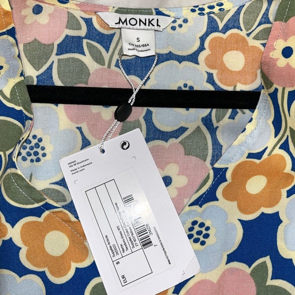 Floral Oversized Mini Dress - Picture 3 of 4